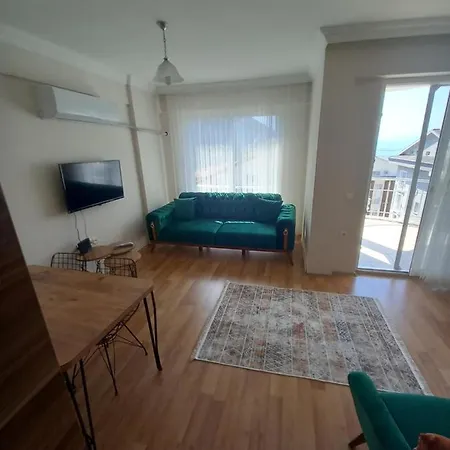 Tasyaka Havuzlu Apart